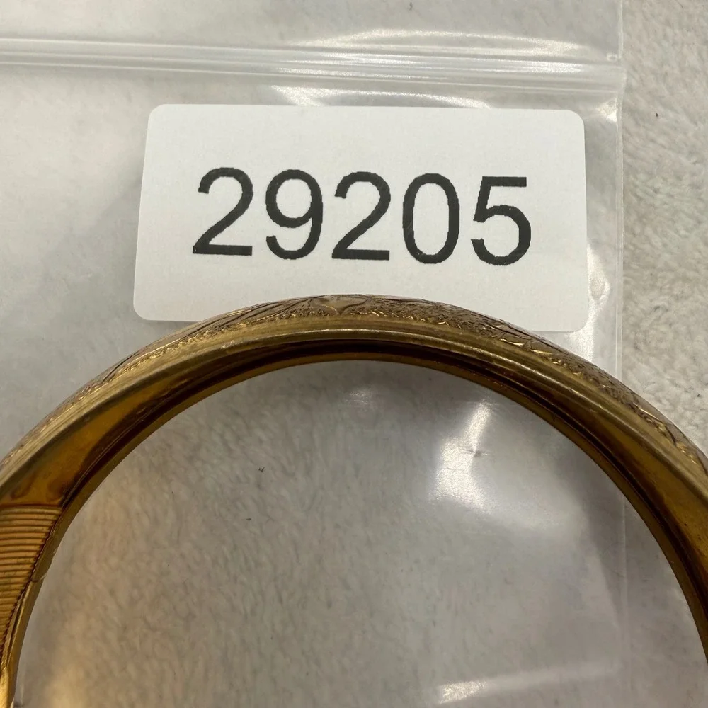 Vintage Bangle Bracelet Gold Tone Embossed Floral Leaf Textured Wide 8.5in